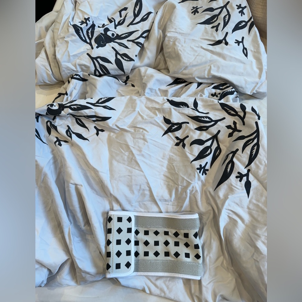 Nanit Smart Sheets and Breathing Band
